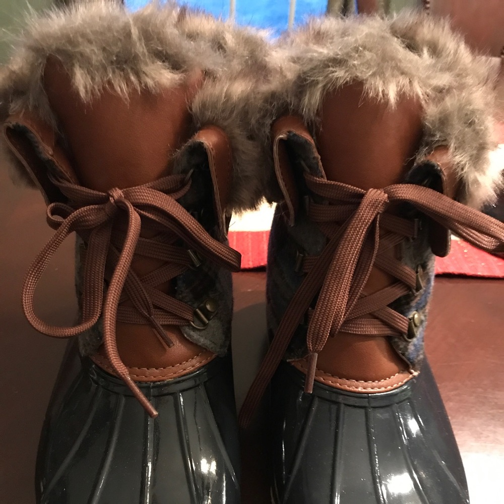 Duck boots!!!!